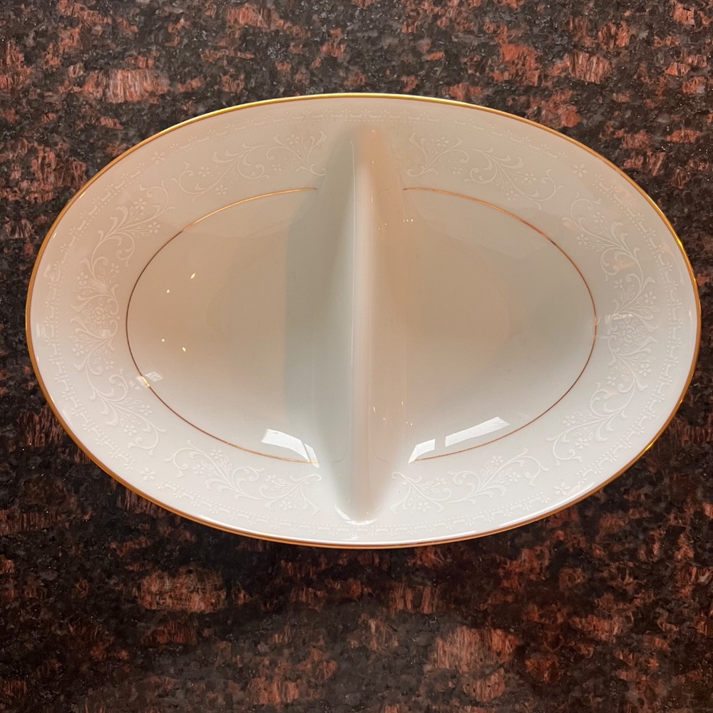 Noritake Guenevere (pattern #6517) Oval Divided Vegetable Serving Bowl
